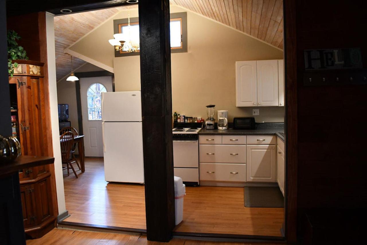 Brook Road Cabin Goshen Exterior photo